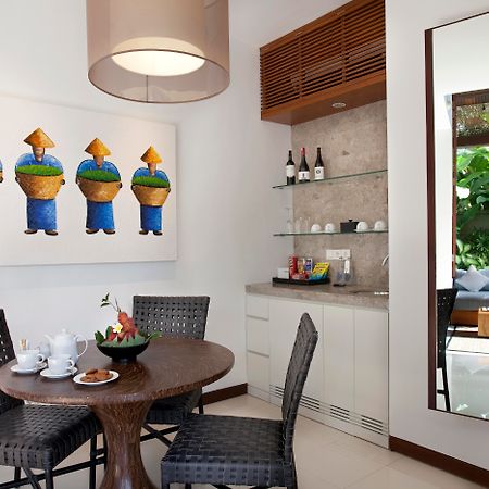 The Elysian Boutique Villa Hotel Seminyak Exterior foto